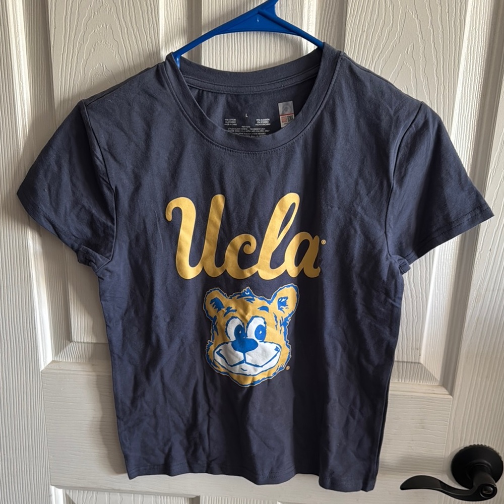 UCLA Navy Blue Graphic T-Shirt